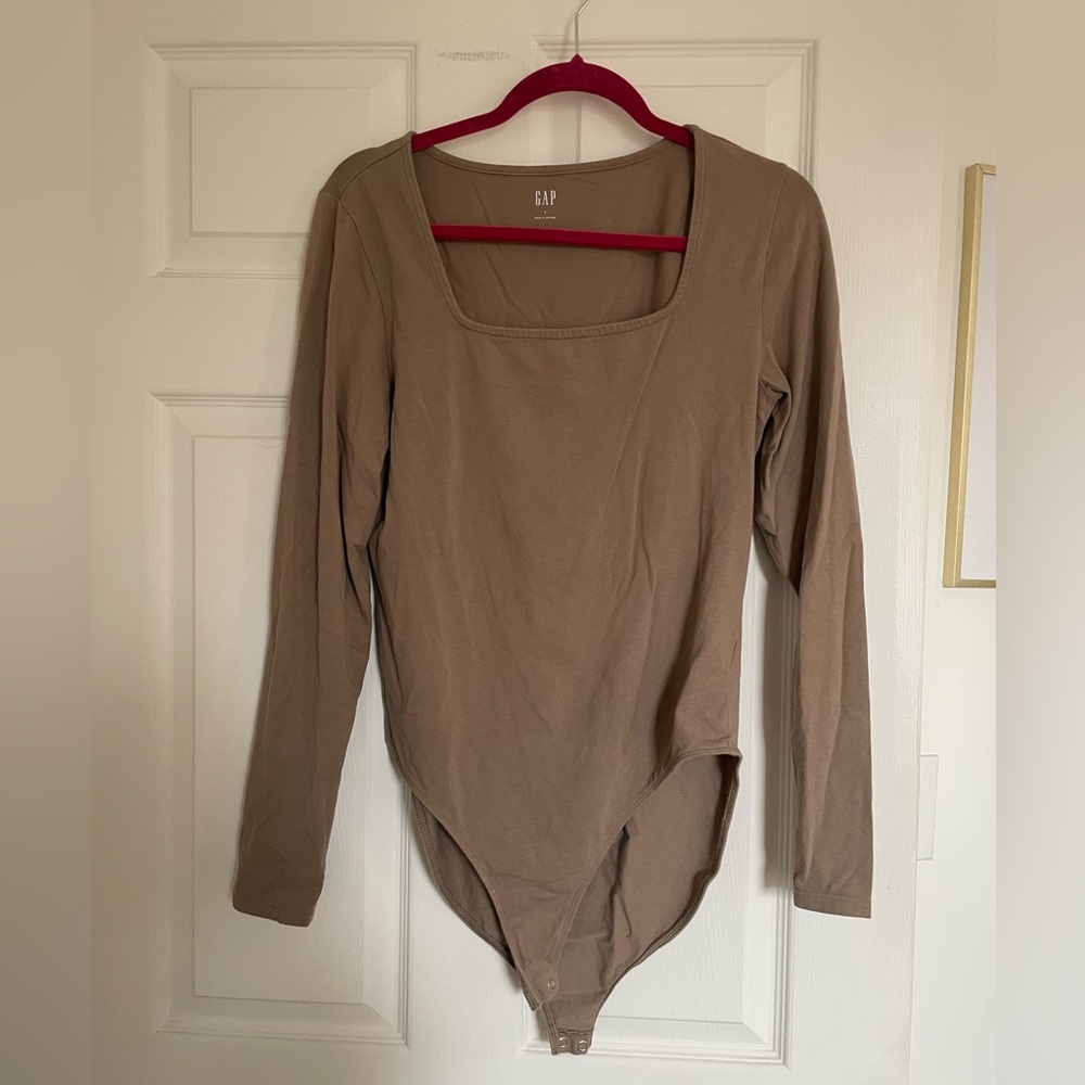 GAP long sleeve square neck bodysuit
